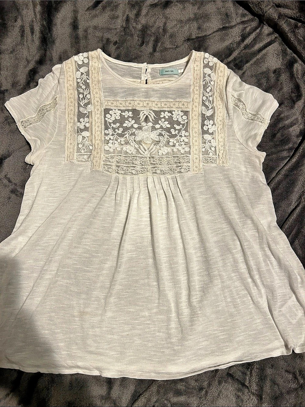 KIMCHI BLUE Floral Embroidered Tunic in White/Cream Size Small